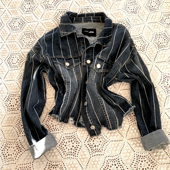Fashion Nova Jackets & Blazers - Rare find- Cropped Jean Jacket